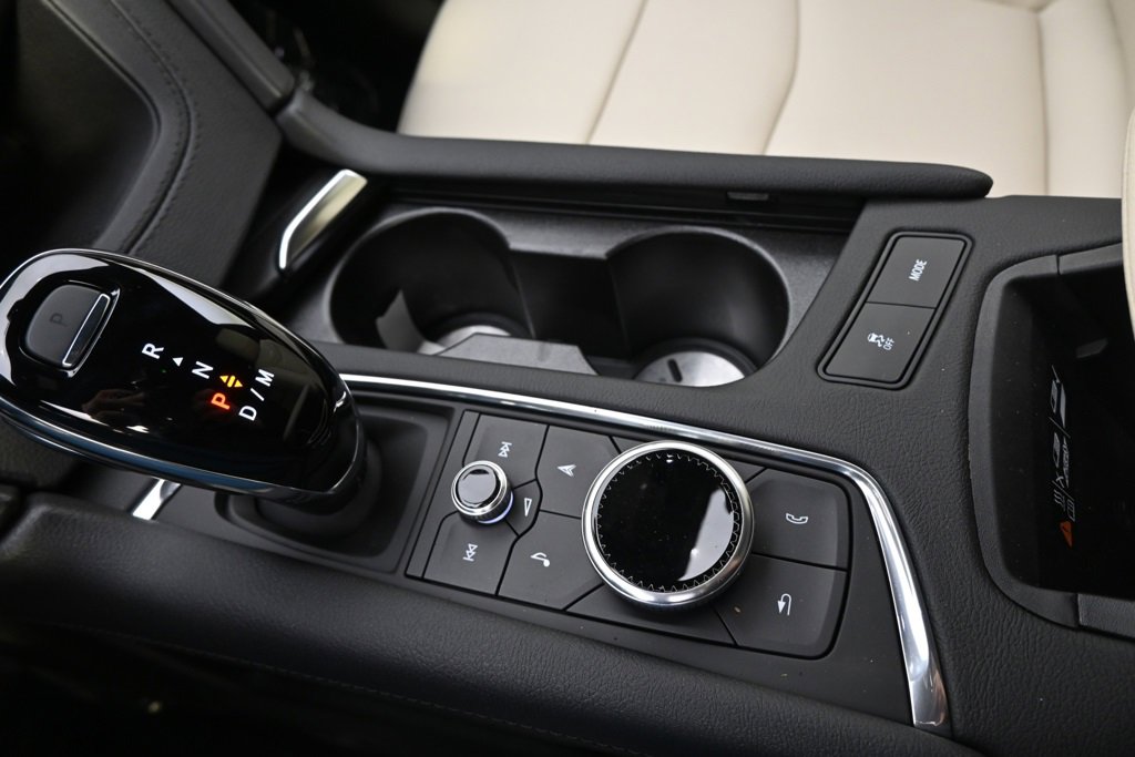 2025 Cadillac XT6 Sport photo 26