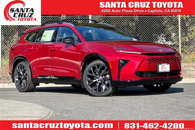 2025 Toyota Crown Signia Limited's photo