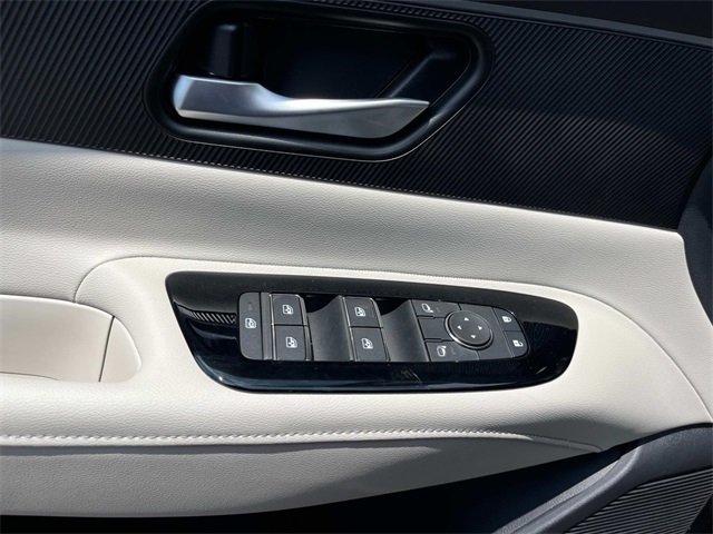 2025 Nissan Murano SV photo 19