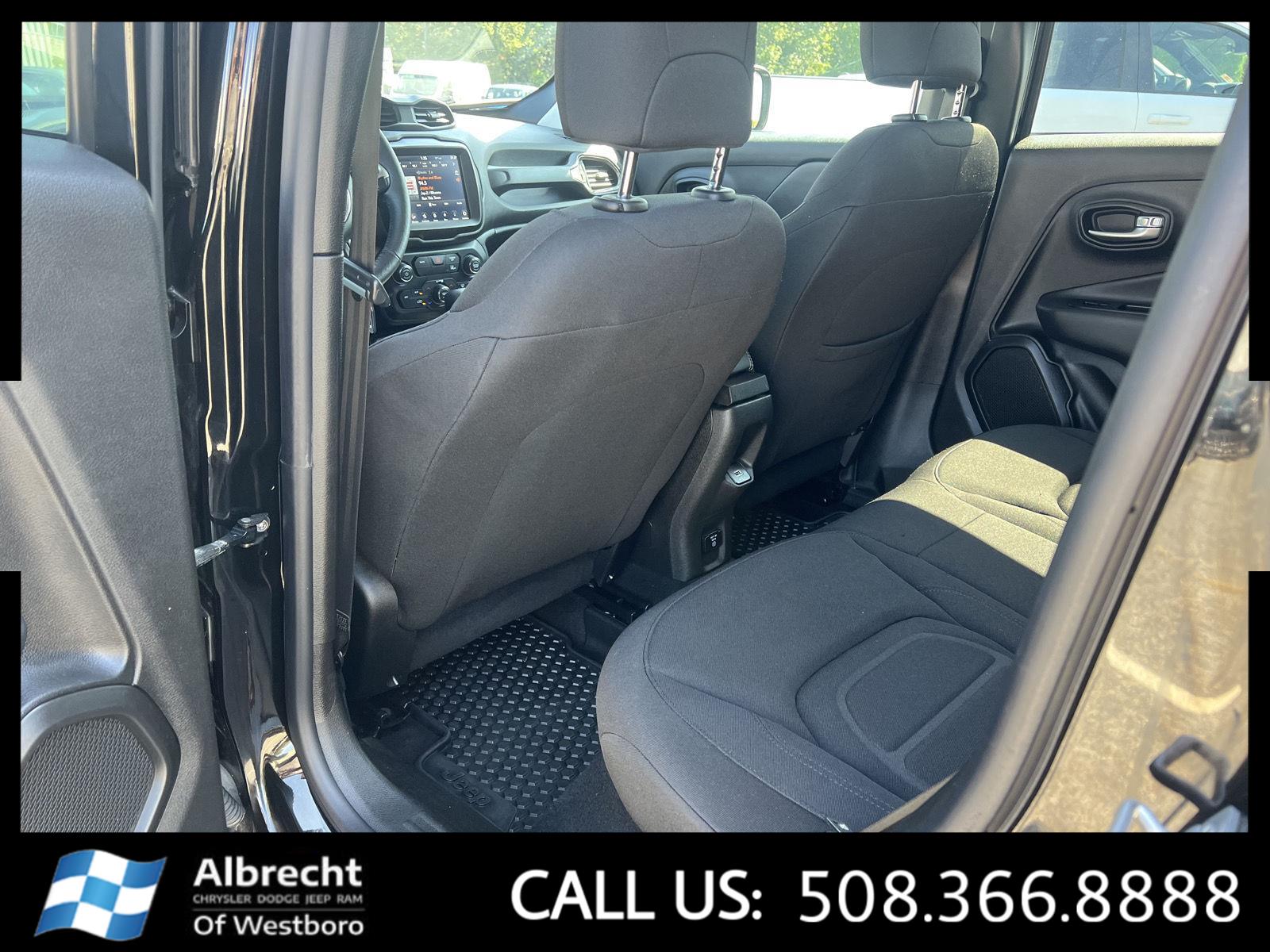 2022 Jeep Renegade Latitude photo 13