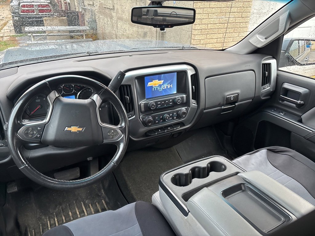 2015 Chevrolet Silverado 1500 LT photo 4