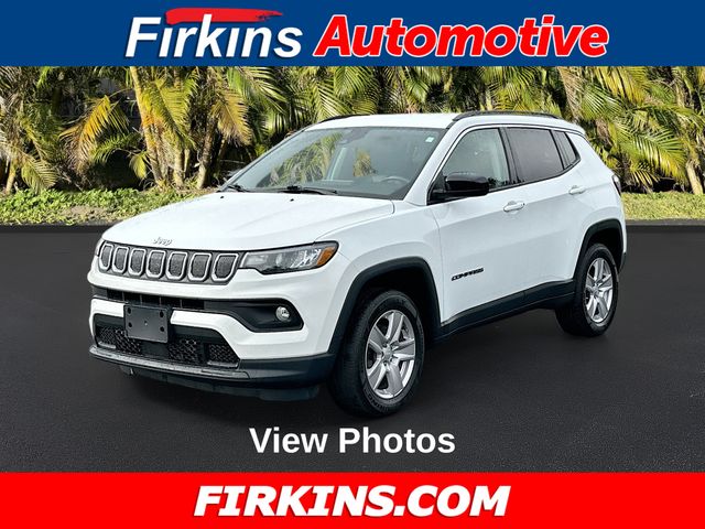 2022 Jeep Compass Latitude's photo