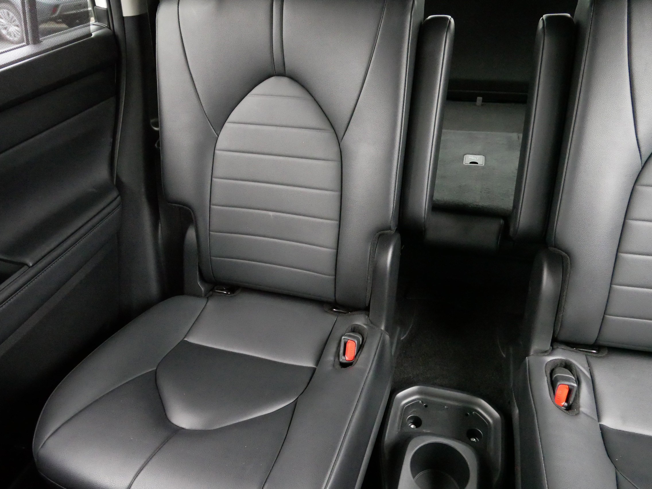 2024 Toyota Highlander XLE photo 9