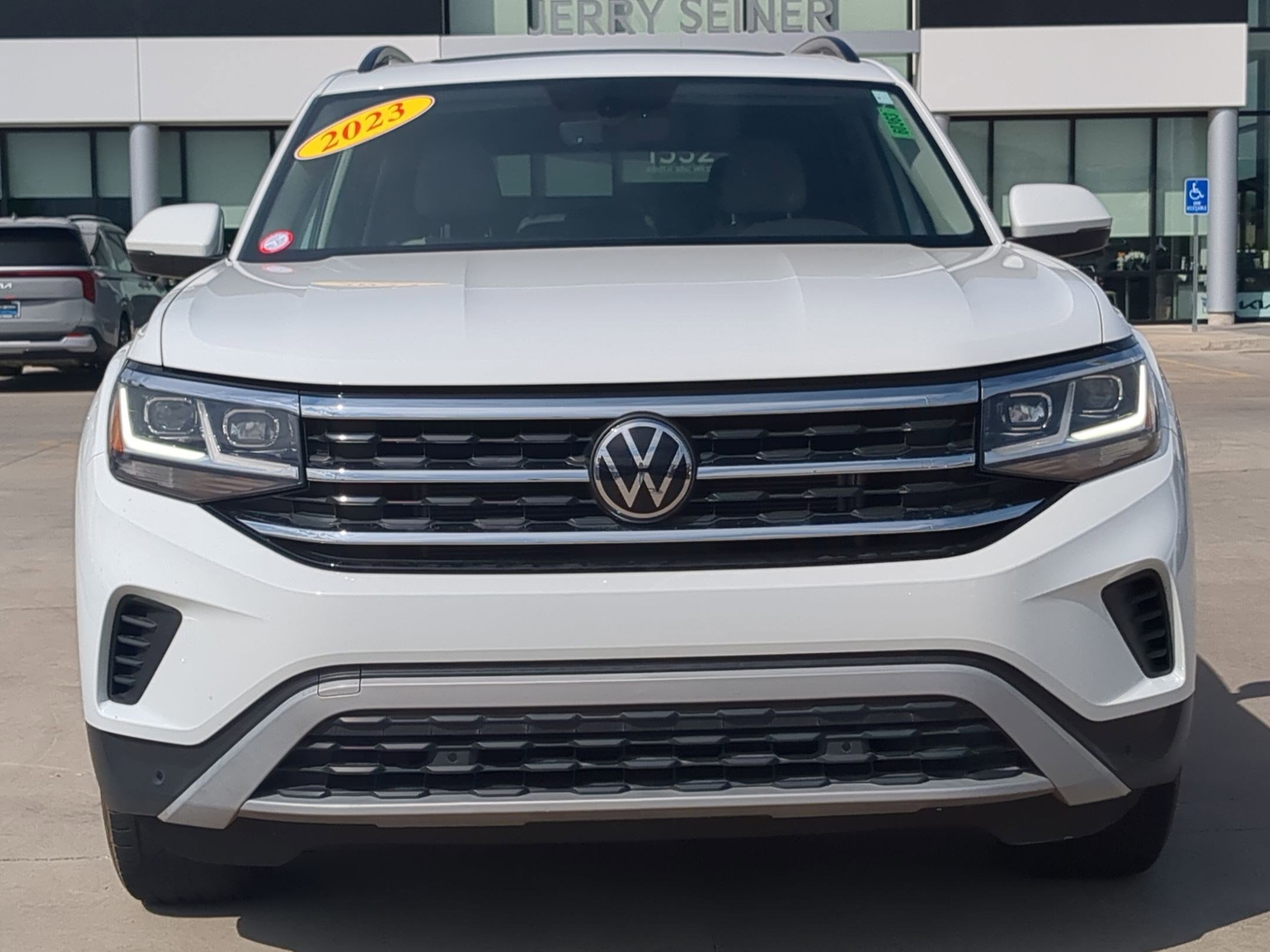 2023 Volkswagen Atlas V6 SE Technology photo 9