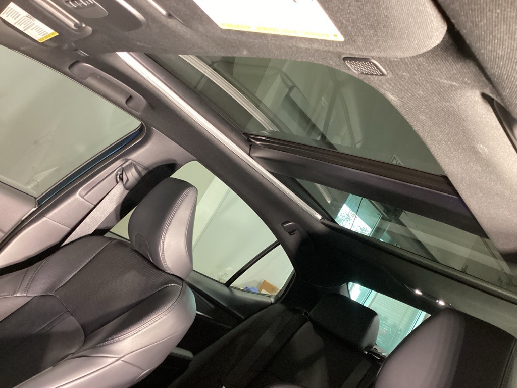 2025 Toyota Camry XSE photo 2