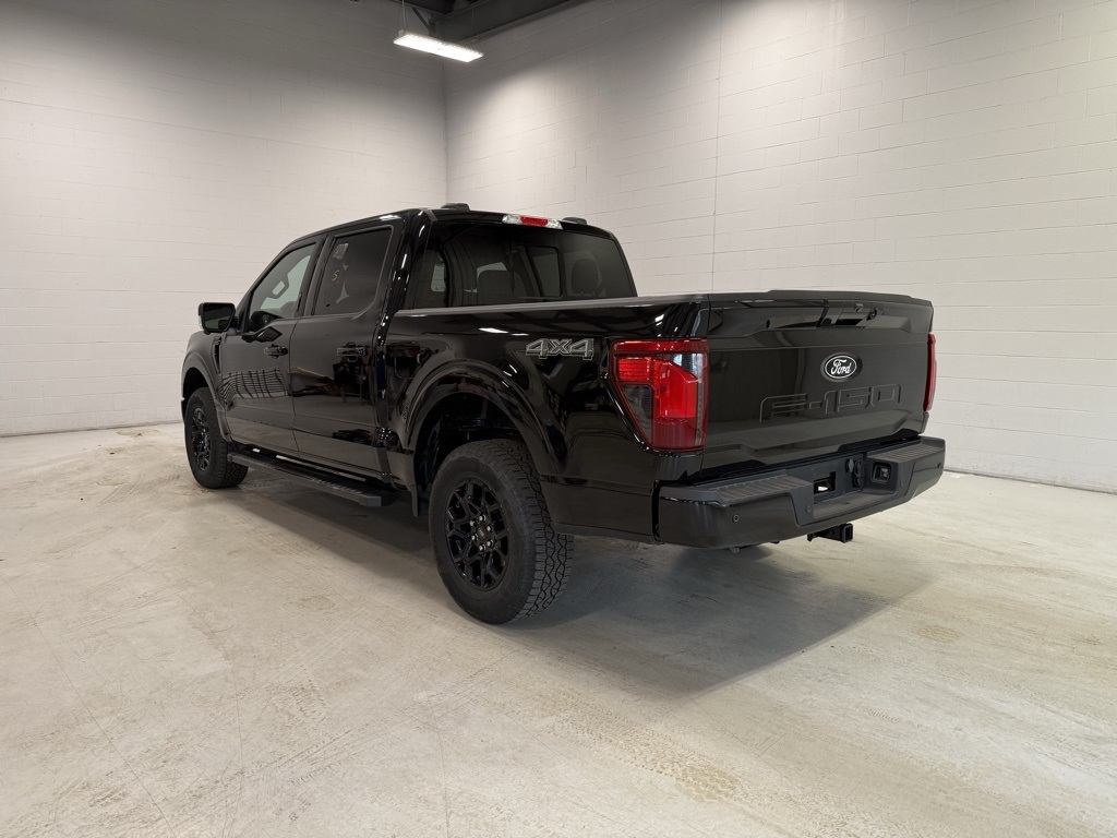 2024 Ford F-150 XLT photo 2