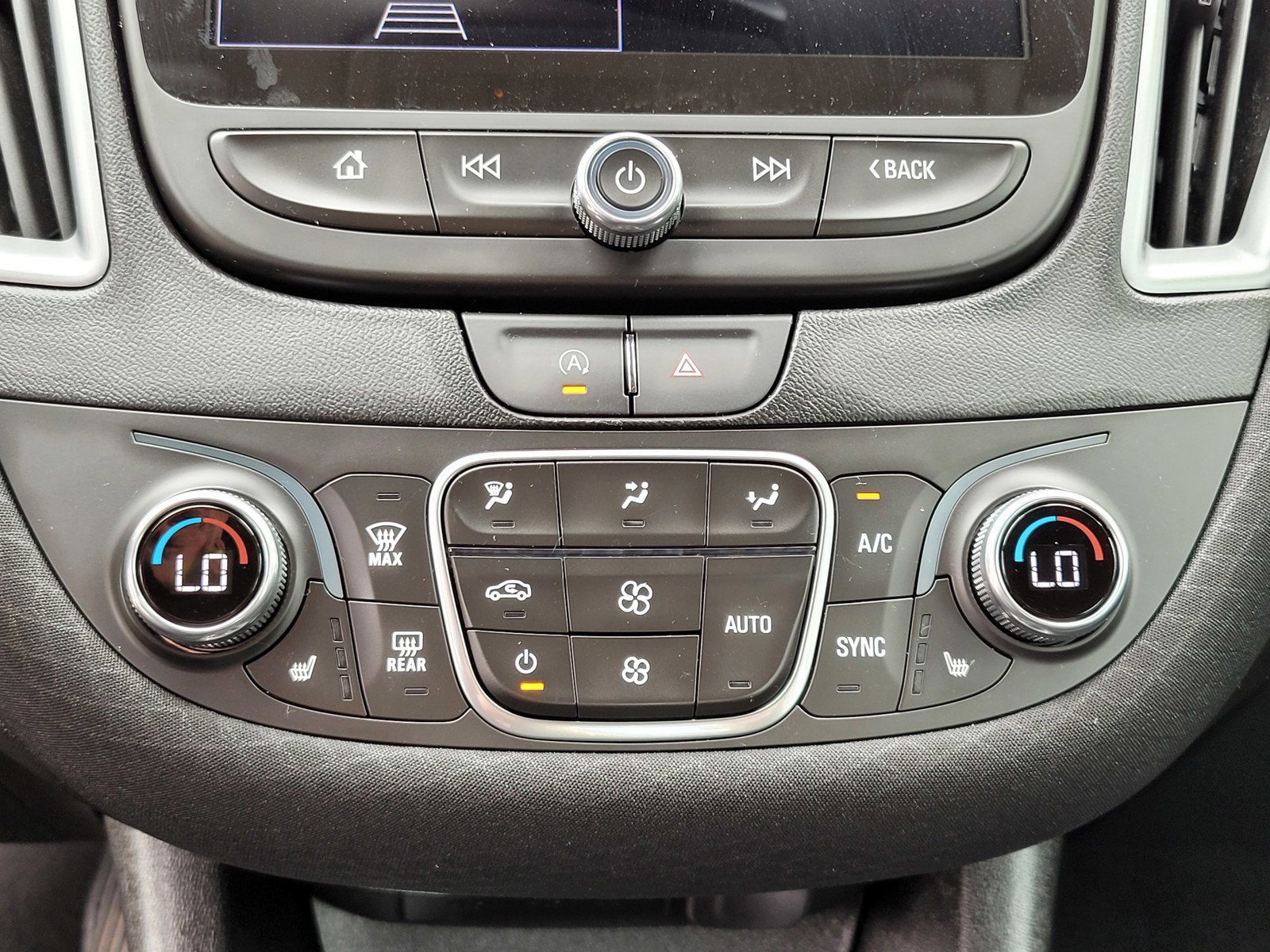 2024 Chevrolet Malibu 1LT photo 20