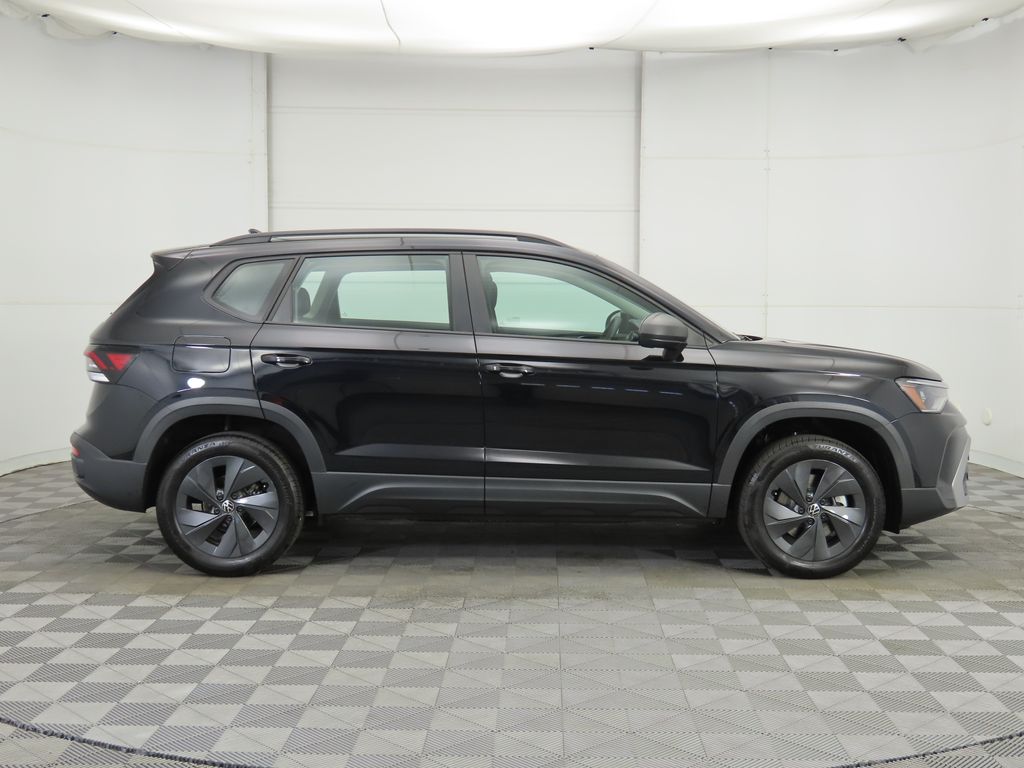 2026 Volkswagen Taos S photo 4