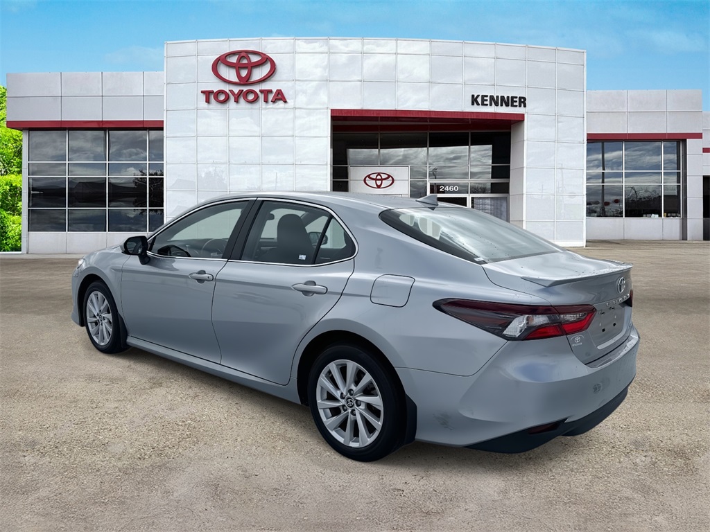 2024 Toyota Camry LE photo 3
