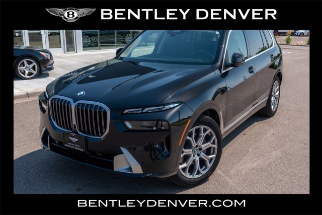 2025 BMW X7 xDrive40i