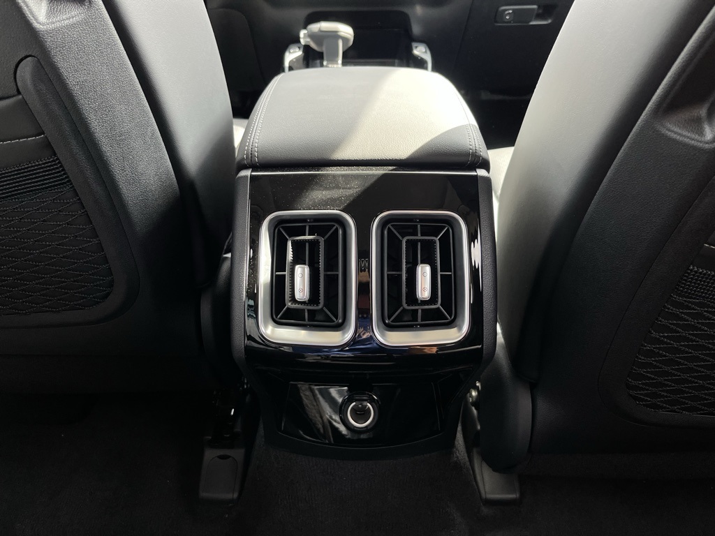 2025 Kia Sorento SX photo 18