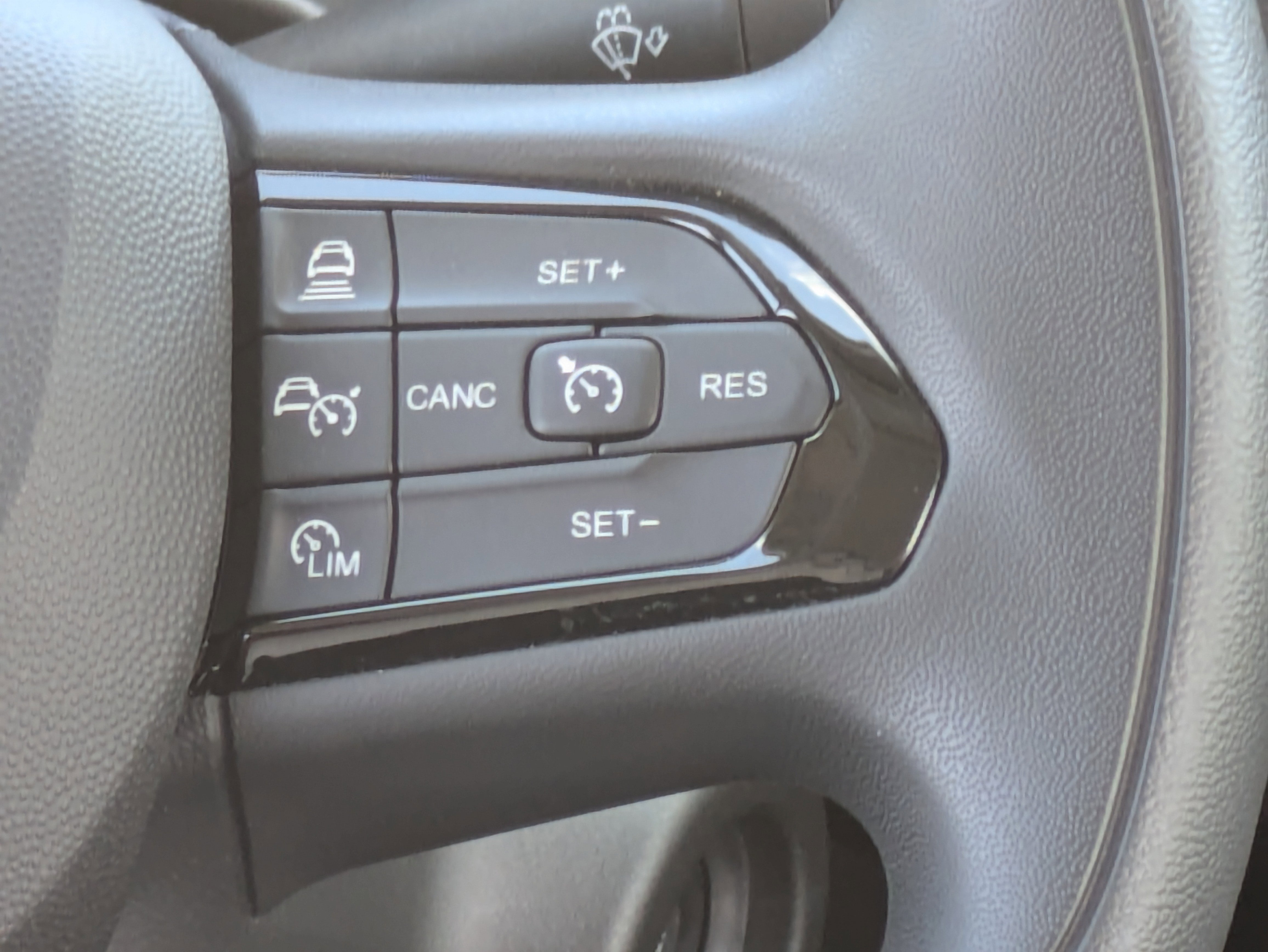 2025 Ram ProMaster 2500 Cargo Van photo 4