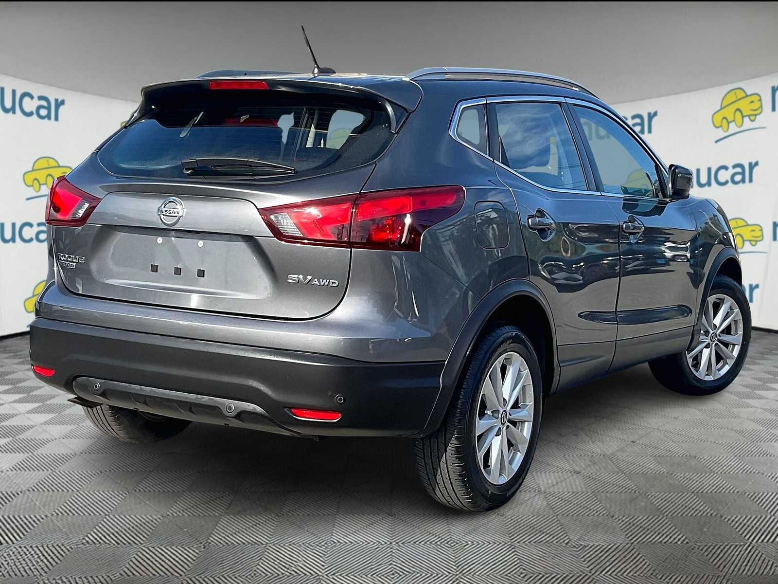 2019 Nissan Rogue Sport SV photo 6