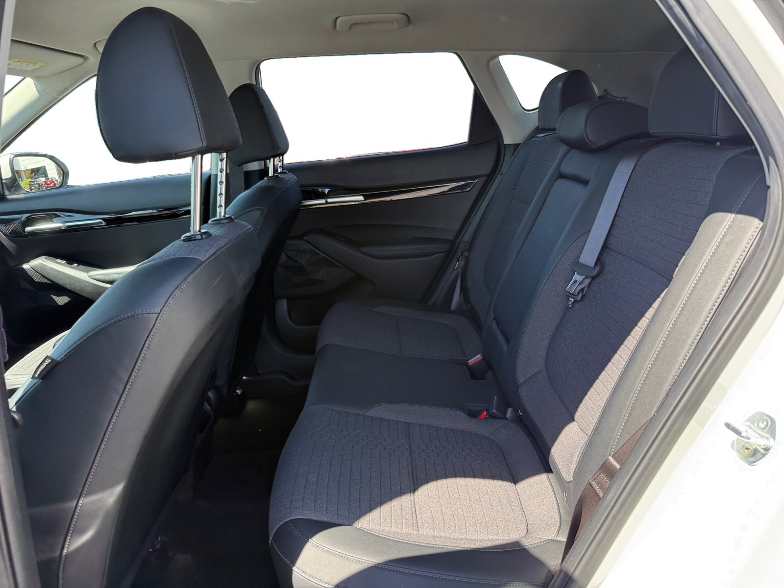 2022 Kia Seltos S photo 14