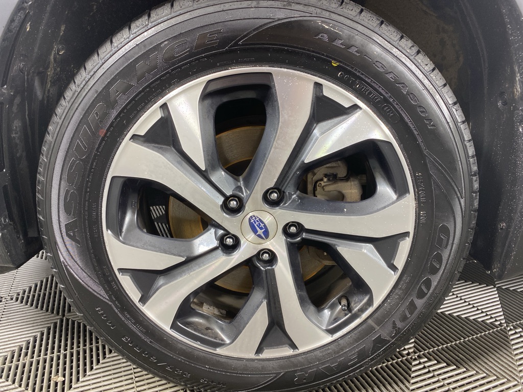 2022 Subaru Outback Limited photo 10