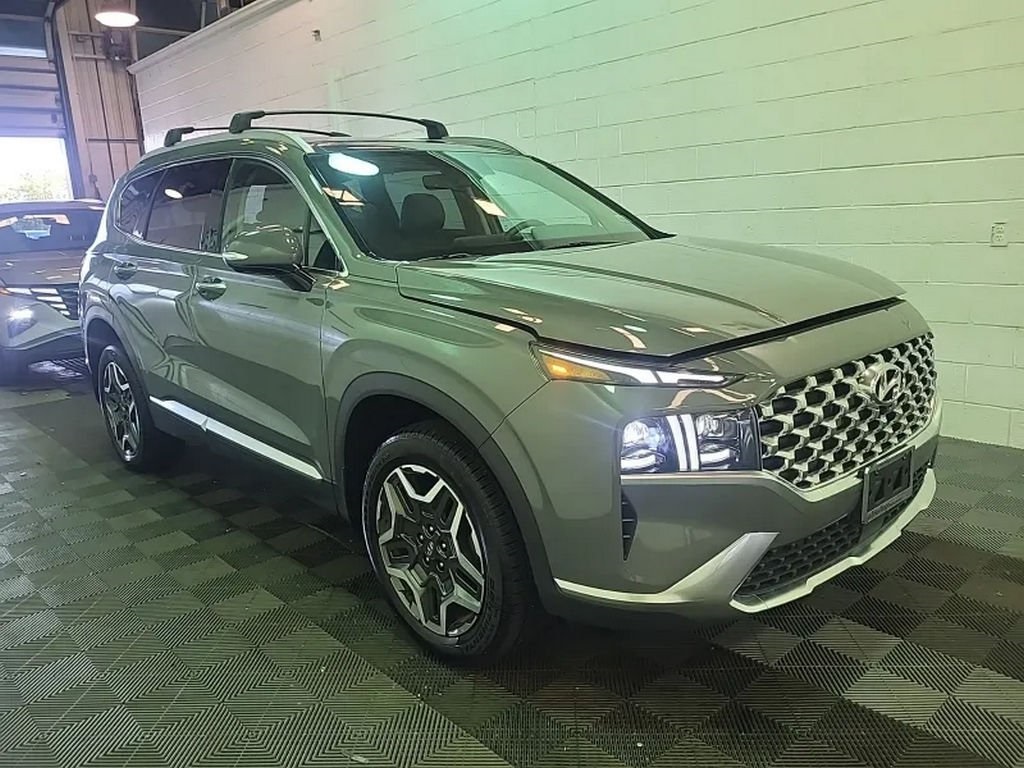 2022 Hyundai Santa Fe Limited photo 2