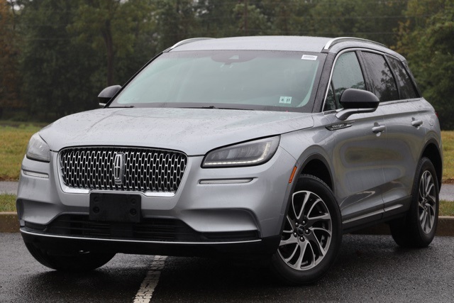2022 Lincoln Corsair Base