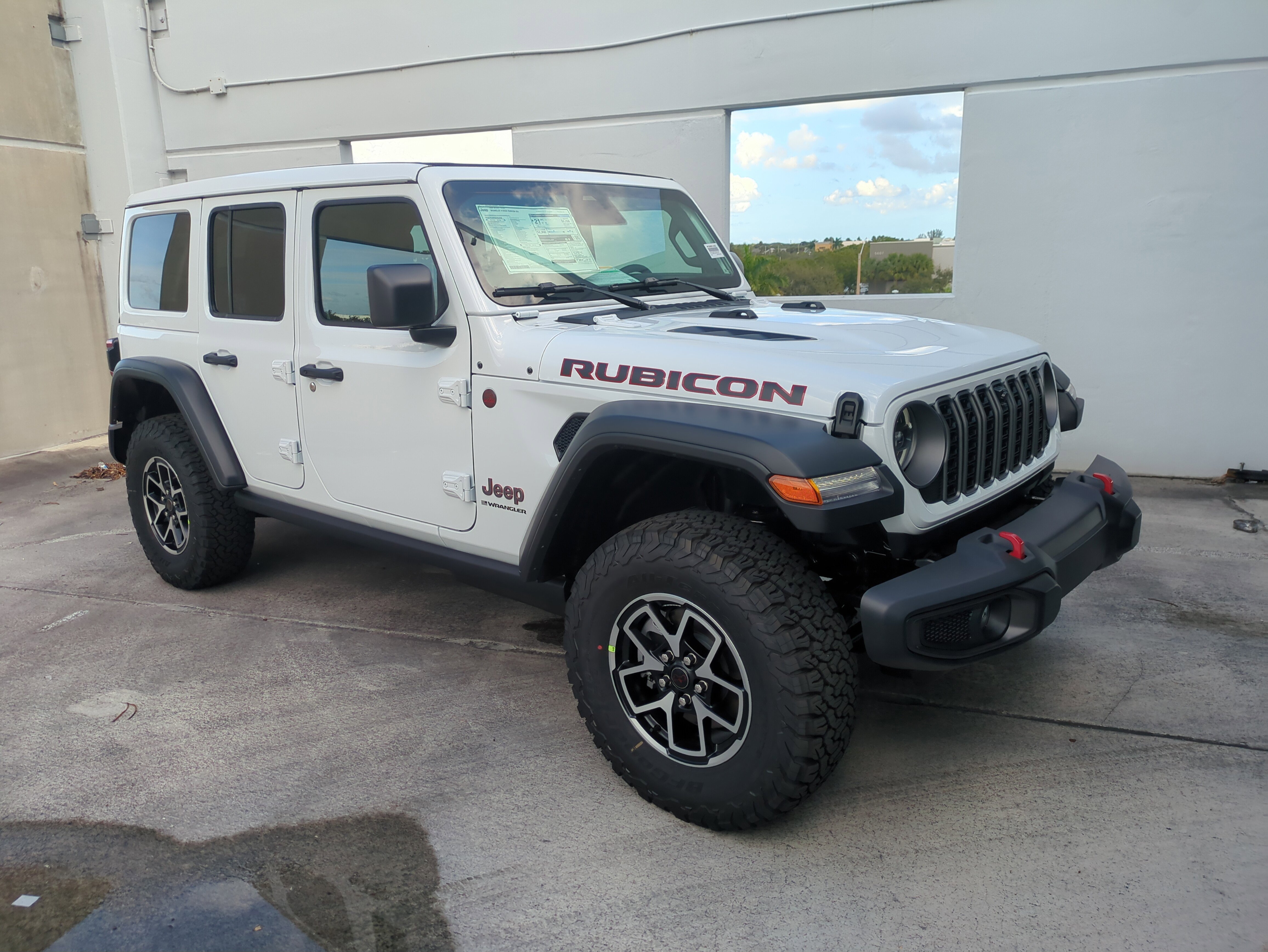 2026 Jeep Wrangler 4-Door Rubicon's photo