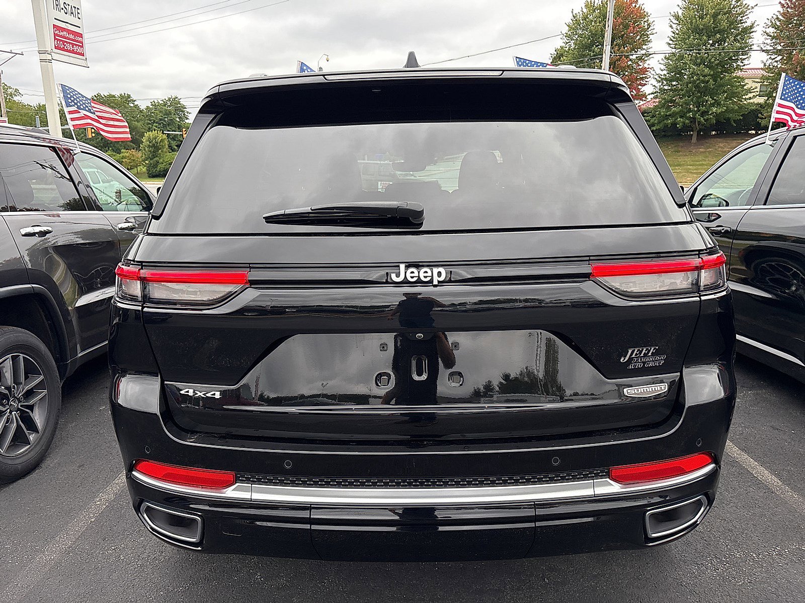2024 Jeep Grand Cherokee Summit Reserve photo 3