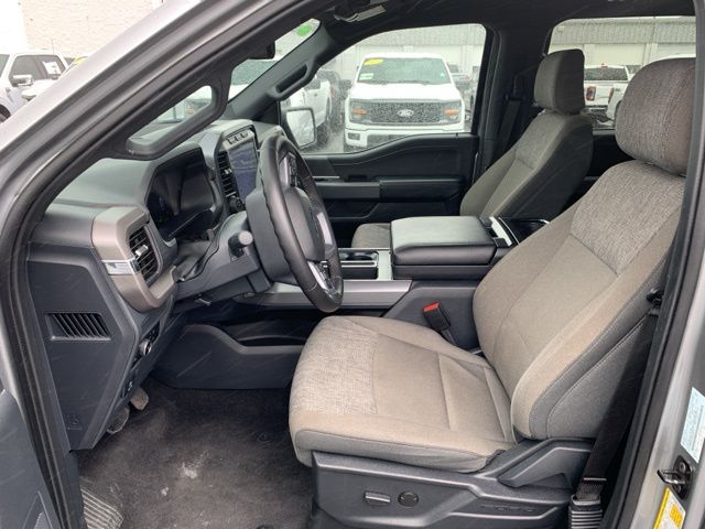 2024 Ford F-150 XLT photo 12
