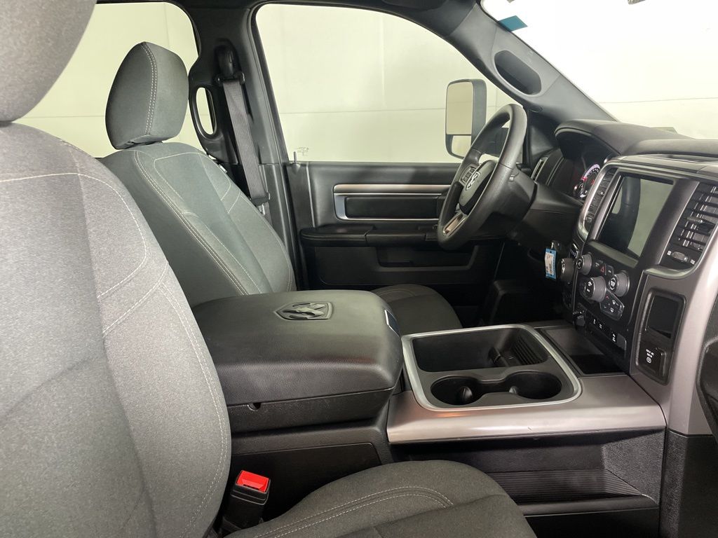 2023 Ram 1500 Classic Warlock photo 13