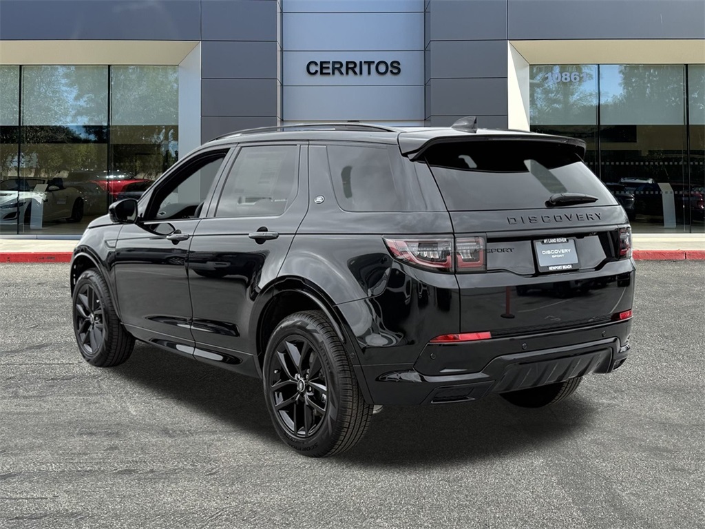 2025 Land Rover Discovery Sport SE photo 6