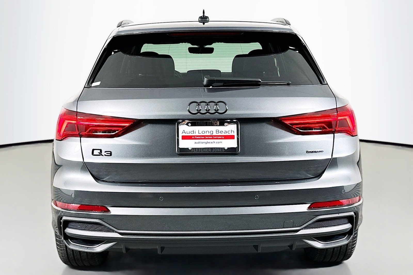 2025 Audi Q3 S line Premium Plus photo 3