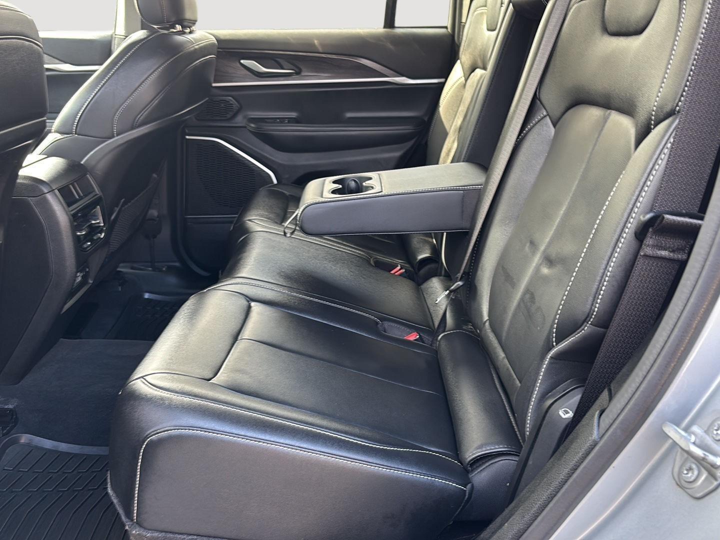 2022 Jeep Grand Cherokee Limited photo 29