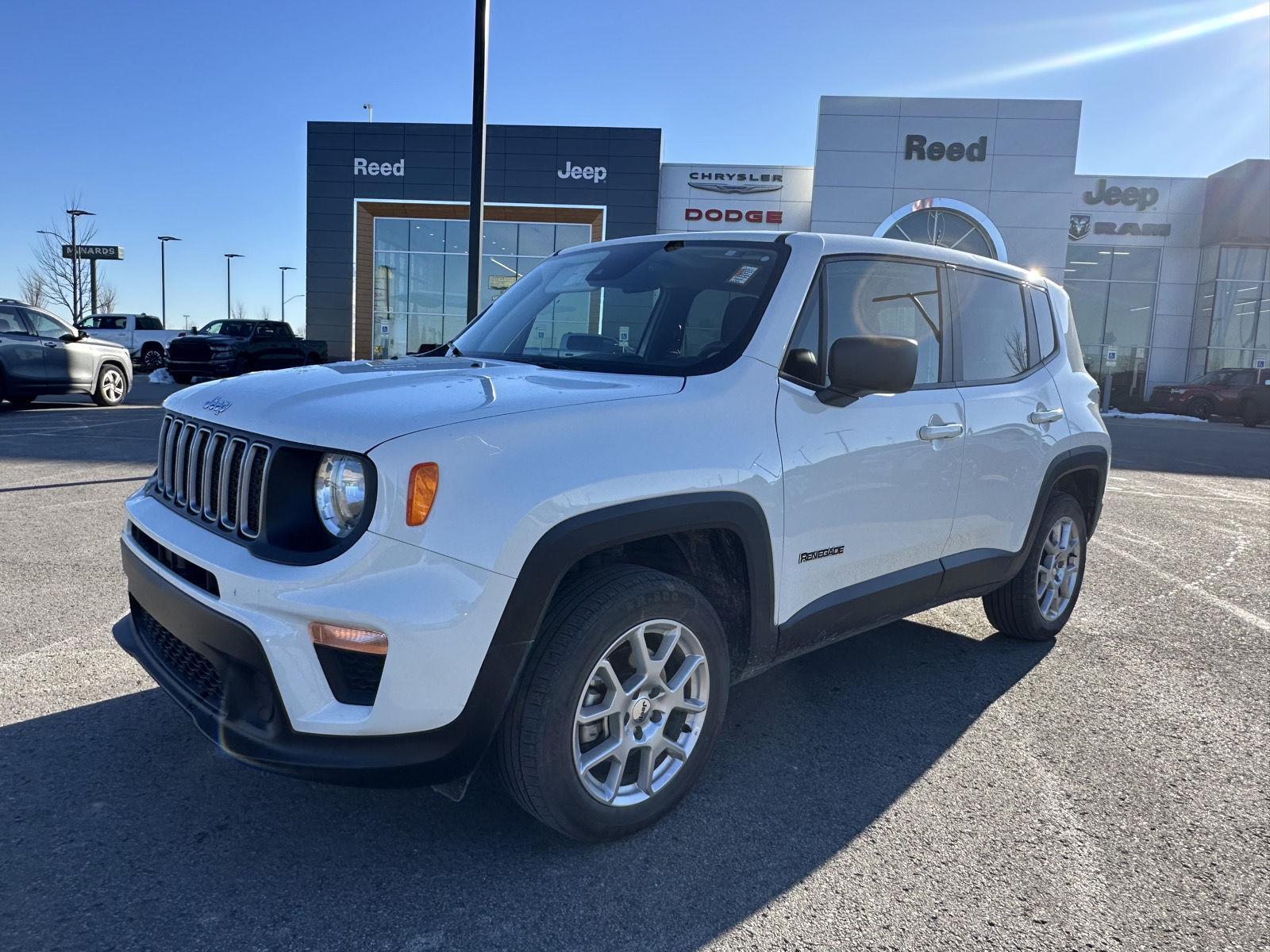 2023 Jeep Renegade Latitude's photo