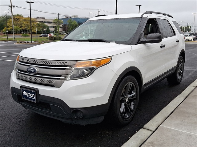 2013 Ford Explorer Base photo 4