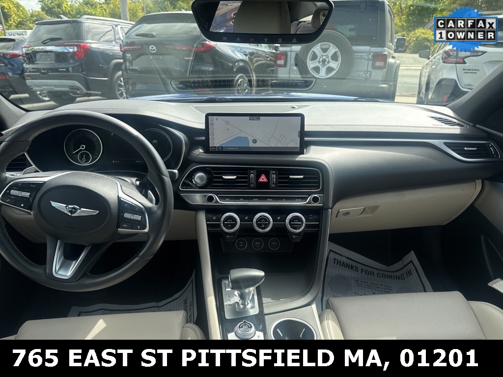 2022 Genesis G70 2.0T photo 14