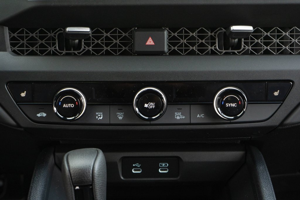 2025 Honda Accord SE photo 19