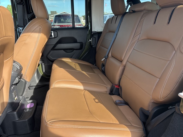2021 Jeep Wrangler Unlimited Sahara 4xe photo 6