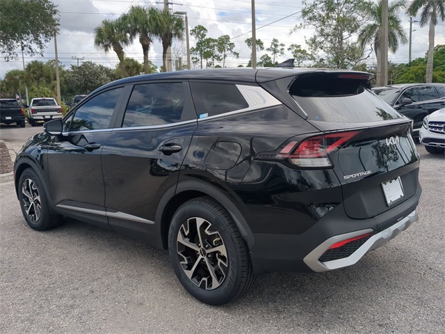 2023 Kia Sportage EX photo 6