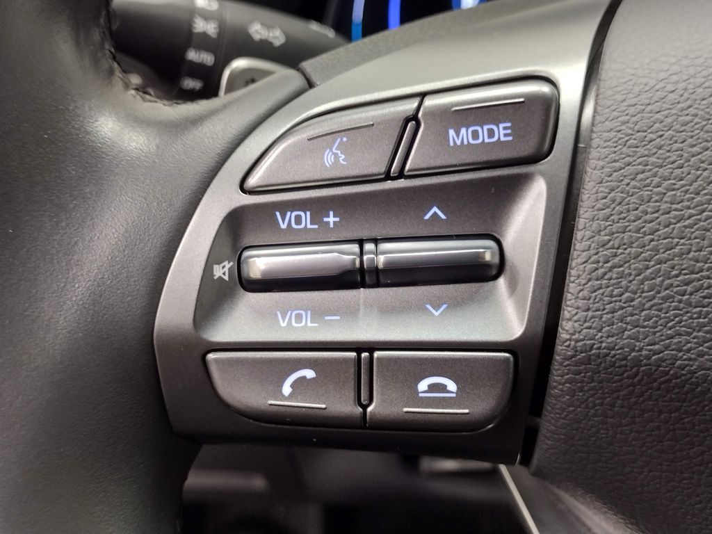 2020 Hyundai Ioniq Electric SE photo 21