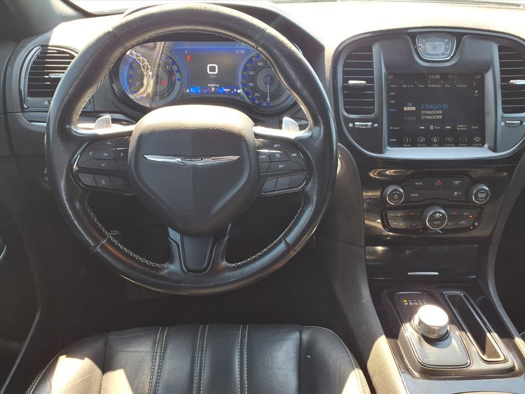 2019 Chrysler 300 S photo 4