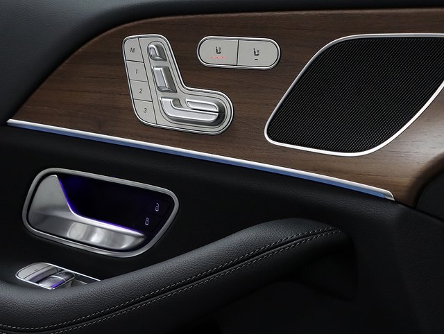 2025 Mercedes Benz GLE 450 4MATIC photo 26