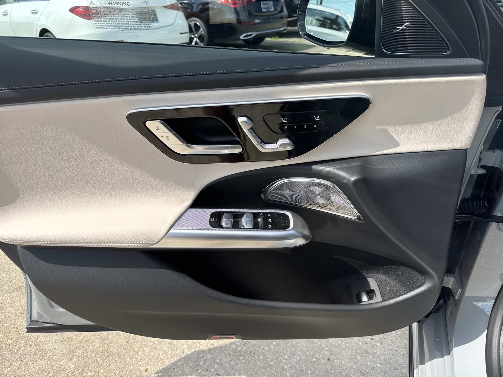 2026 Mercedes Benz E 4MATIC photo 12