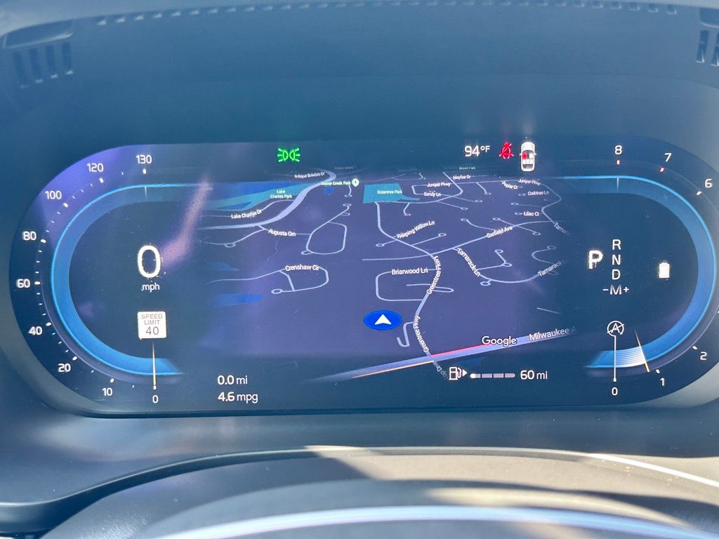 2025 Volvo XC60 B5 Plus photo 19