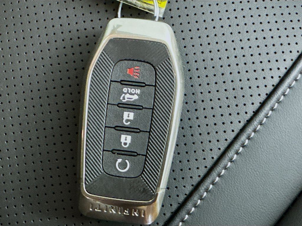 2026 Infiniti QX60 Luxe photo 35
