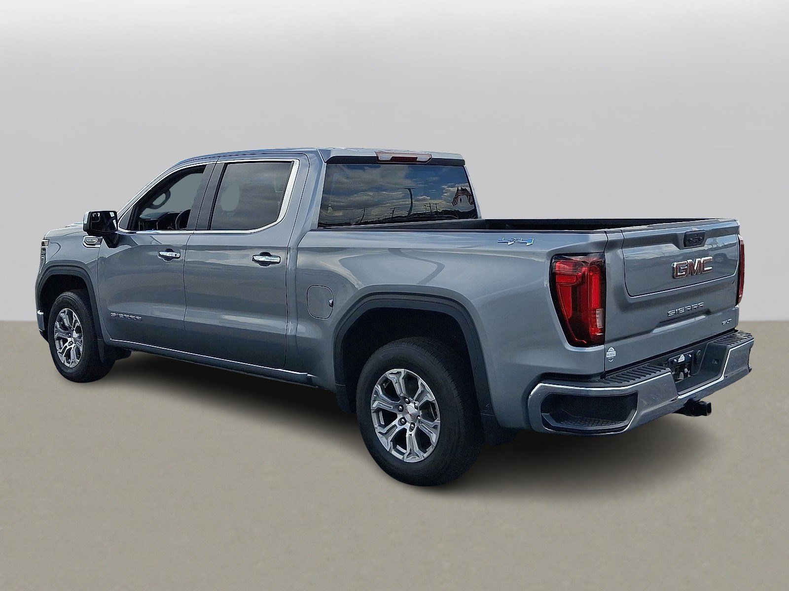 2024 Gmc Sierra 1500 SLT photo 7