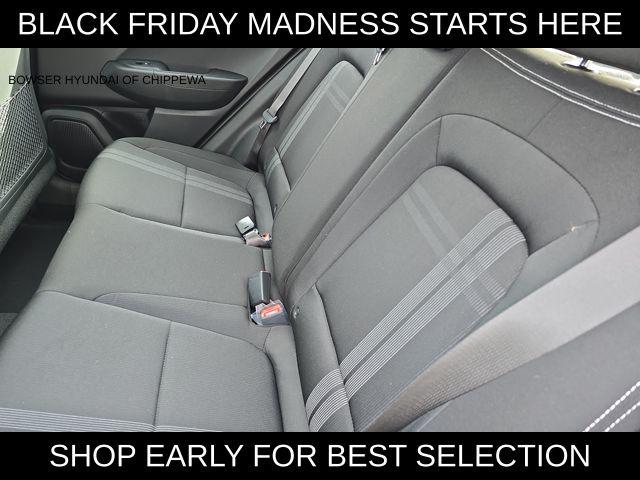 2026 Hyundai Venue SEL photo 4