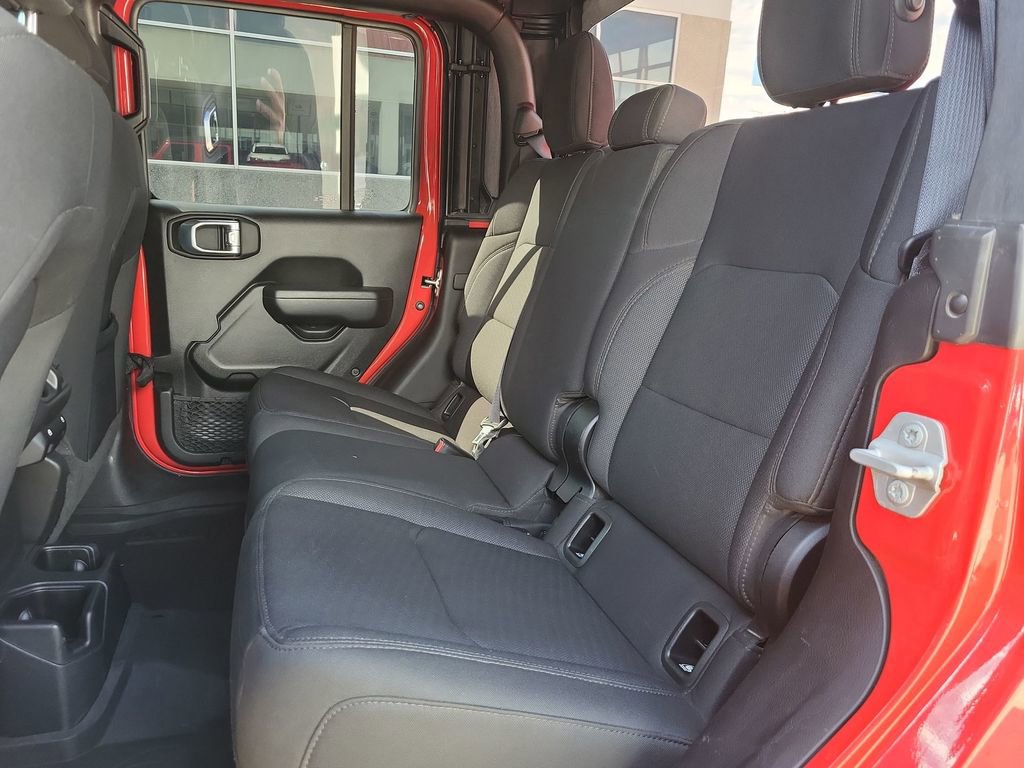 2022 Jeep Gladiator Willys photo 21