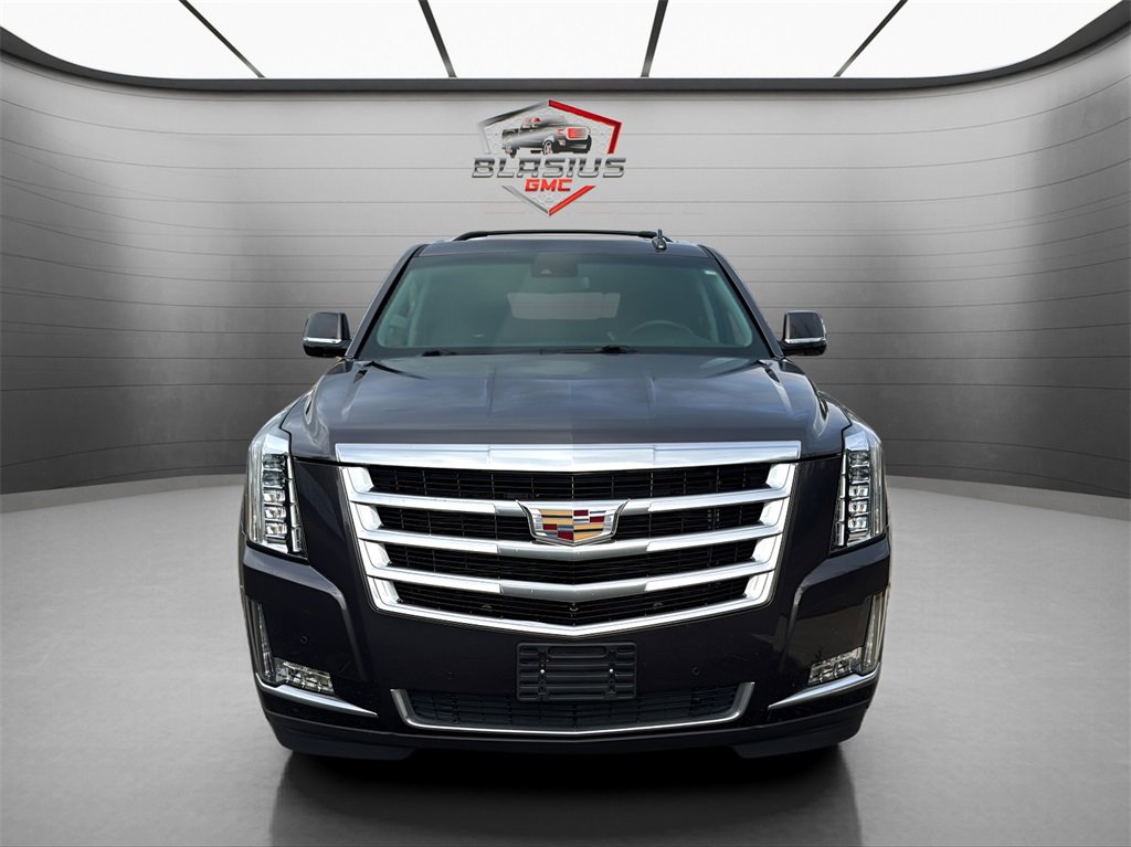 2017 Cadillac Escalade Luxury photo 7