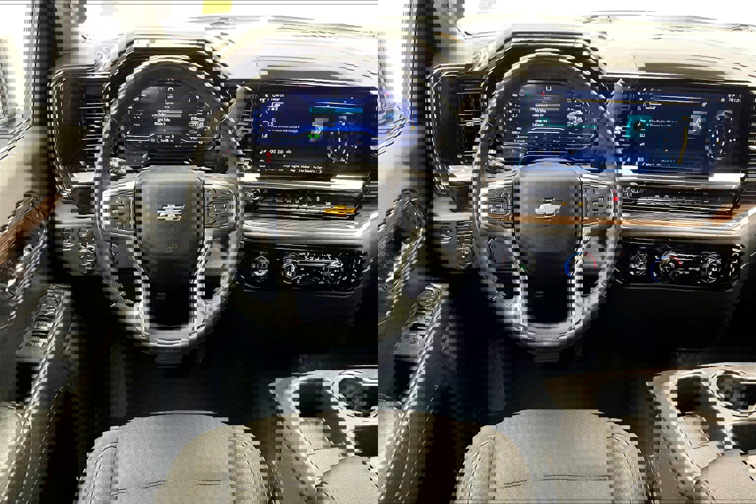 2023 Chevrolet Silverado 1500 LT photo 4