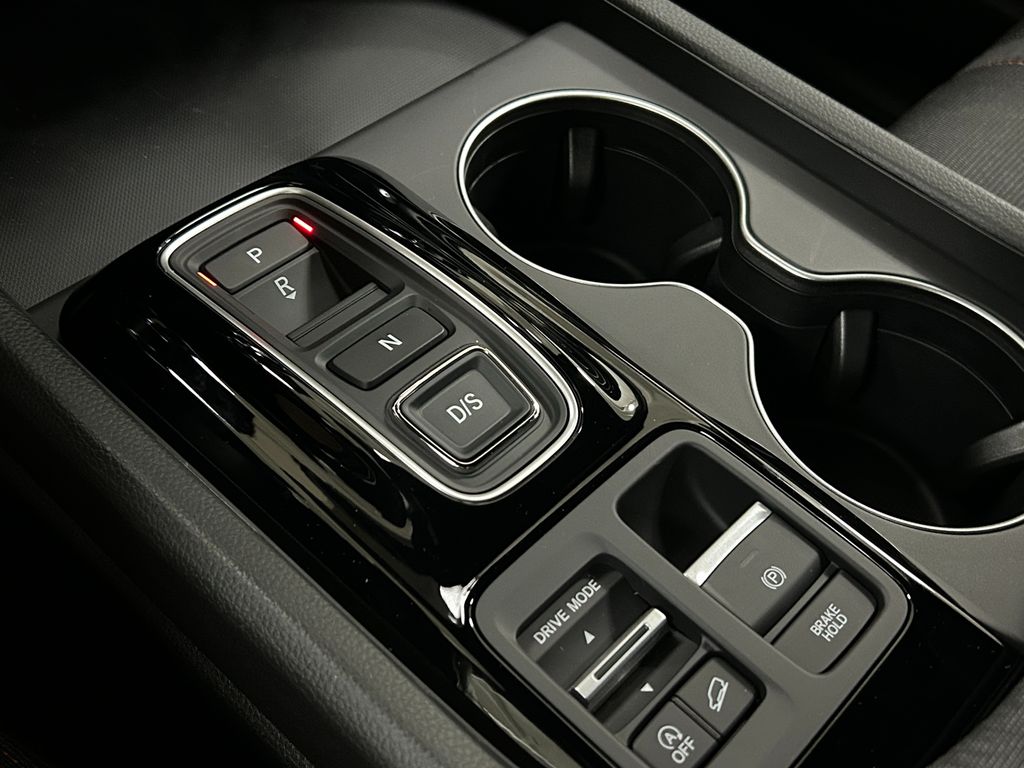 2025 Honda Pilot Sport photo 15