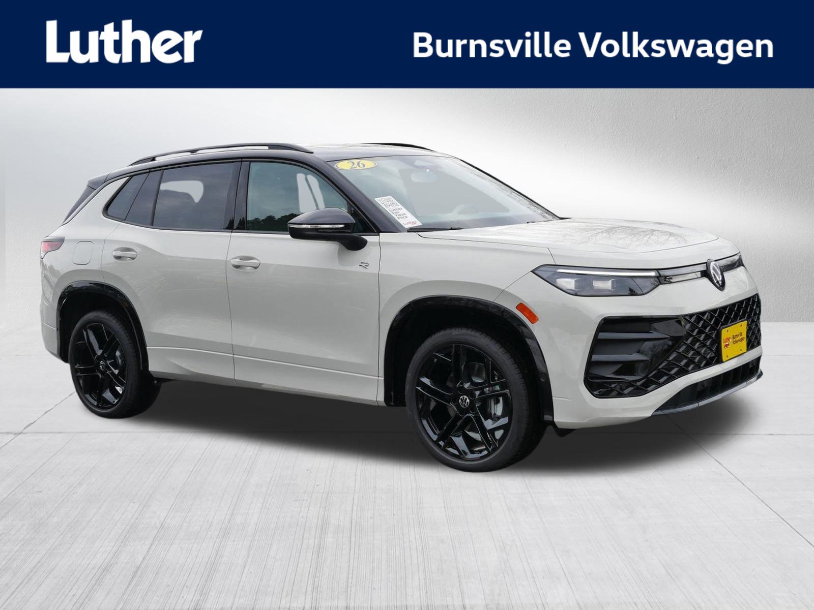 2026 Volkswagen Tiguan SE R-LINE BLACK's photo