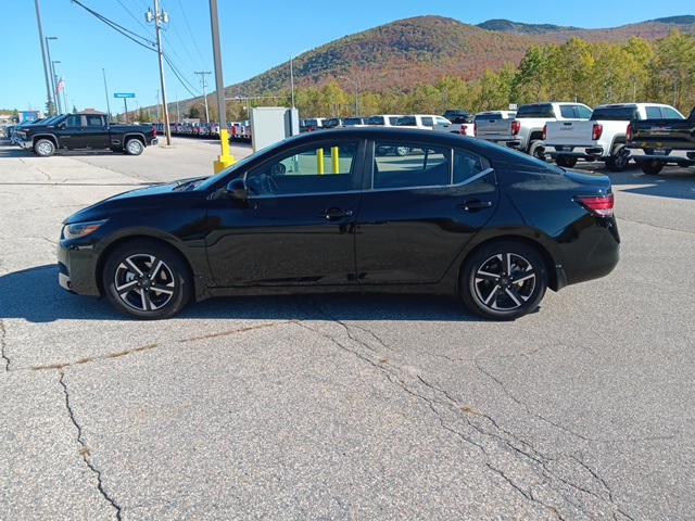 2025 Nissan Sentra SV photo 4