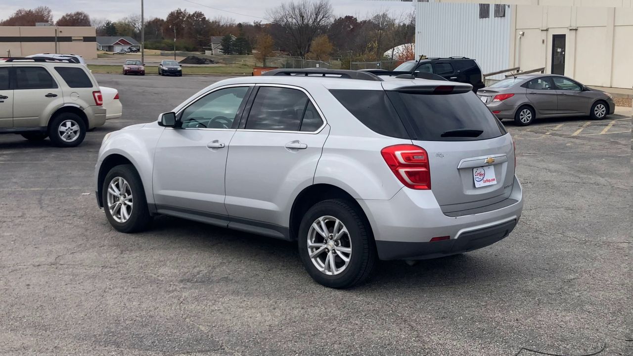 2016 Chevrolet Equinox LT photo 4