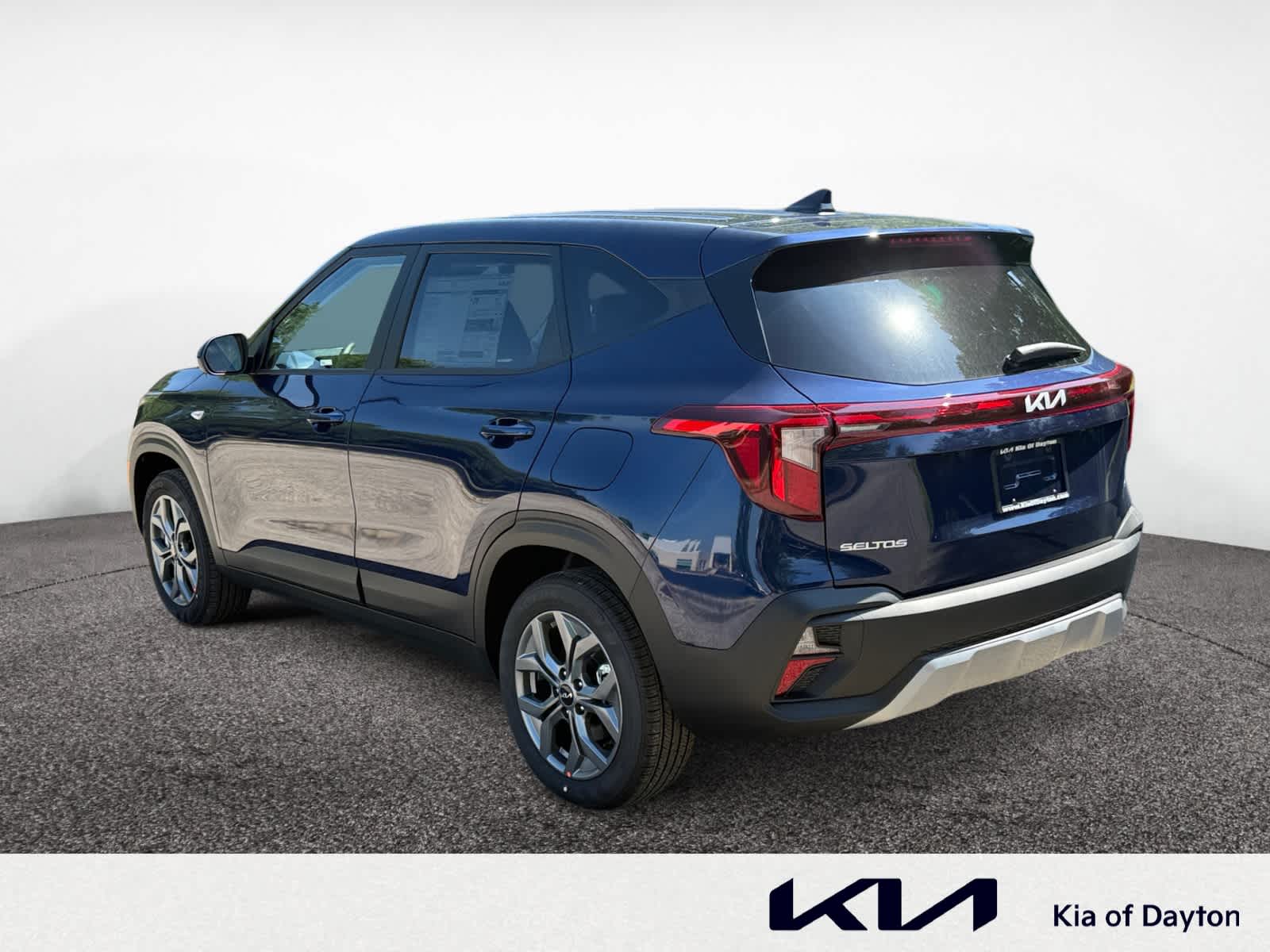 2026 Kia Seltos LX photo 3